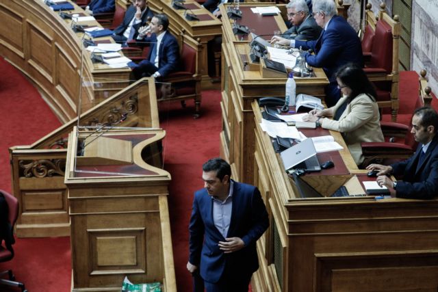 Μητσοτάκης-Τσίπρας: Η αθέατη όψη της σύγκρουσης για τη …σοσιαλδημοκρατία