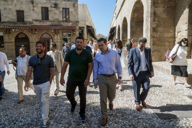 Συνάντηση Τσίπρα – Χατζημάρκου στη Ρόδο: Τι συζήτησαν για τον τουρισμό