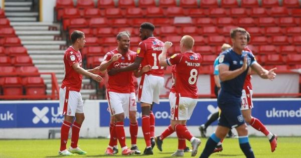 Τεράστια νίκη της Νότιγχαμ (3-1)