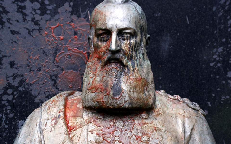 Βέλγιο: Επιθέσεις σε αγάλματα του βασιλιά Λεοπόλδου Β’