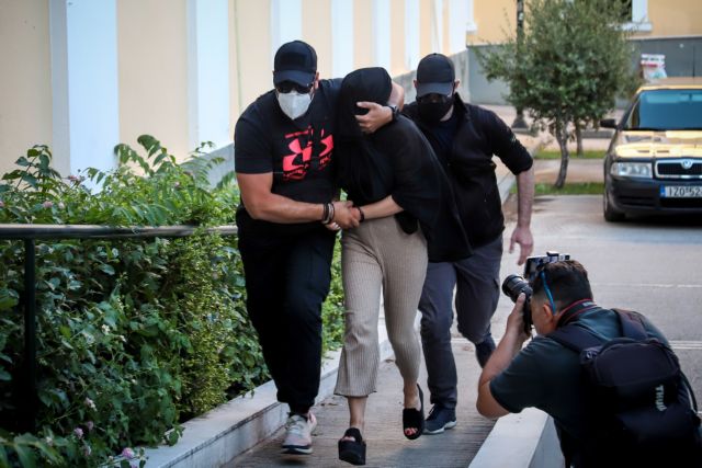 Επίθεση με βιτριόλι: «Φύλλο και φτερό» το κινητό της 35χρονης – Οι αποκαλυπτικές μαρτυρίες