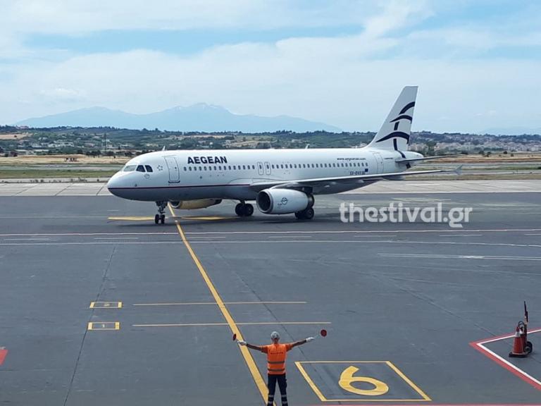 Στο «Μακεδονία» παρουσία Χαρδαλιά η πρώτη άφιξη από το εξωτερικό