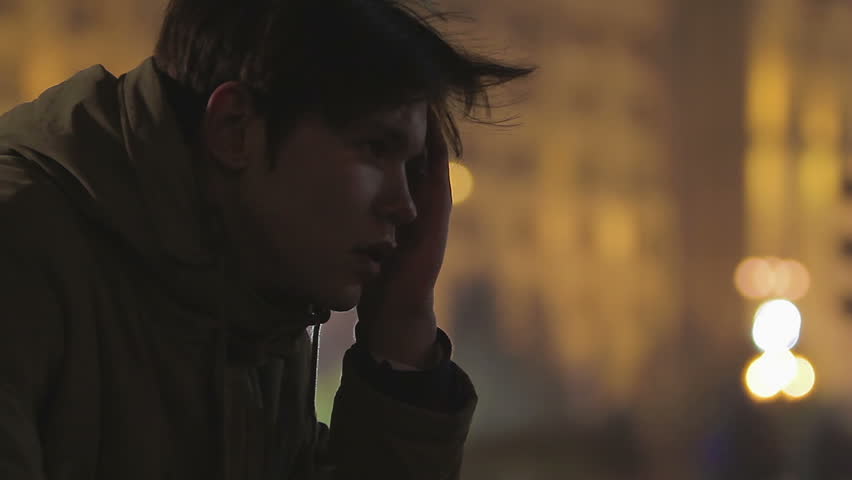 Έρευνα σε φοιτητές: Υψηλά ποσοστά κατάθλιψης, το 30% πιστεύει θεωρίες συνωμοσίας για τον κοροναϊό