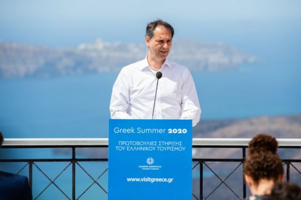 Θεοχάρης: Κρίσιμο ζήτημα η ανάδειξη της Ελλάδας ως ασφαλούς τουριστικού προορισμού