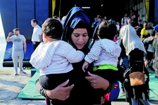 Λέσβος: Ασυμπτωματικοί ασθενείς από κοροναϊό ανάμεσα σε διασωθέντες πρόσφυγες