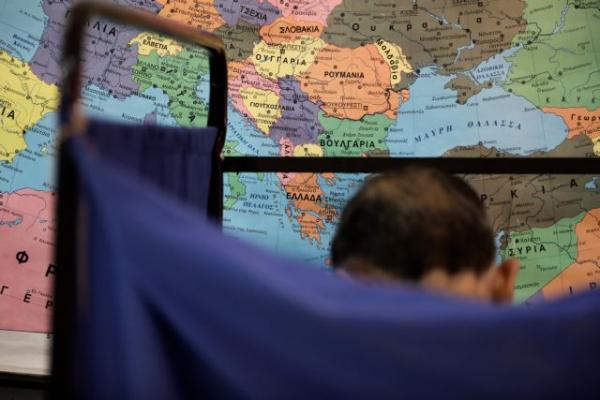 Προσπερνώντας τις εκλογές