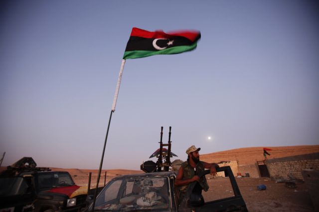 Πούτιν και Μακρόν «φρενάρουν» τα σχέδια Ερντογάν για τη Λιβύη