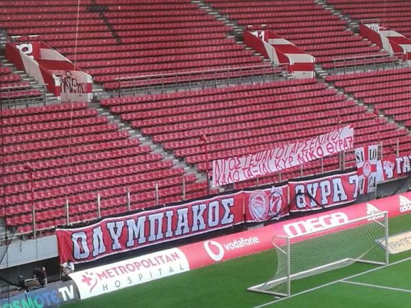 Θύρα 7: «Λιγόστεψαν οι αρσενικοί, καλό ταξίδι κυρ Νίκο»