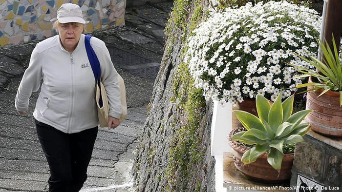 Ιταλία: Η «καλή» Μέρκελ, ο «κακός» Κουρτς