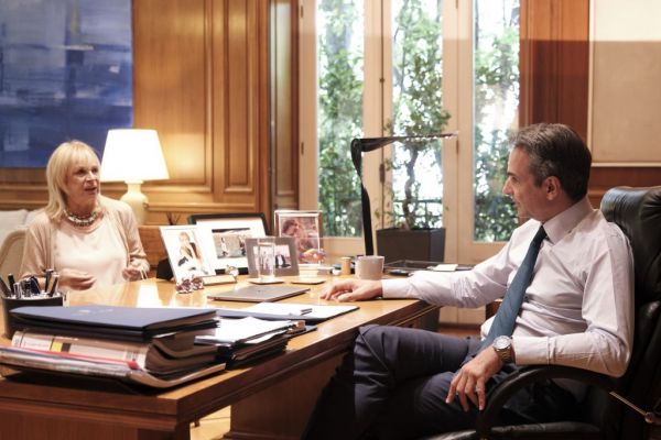 Συνάντηση Φόνσου – Μητσοτάκης – Τι είπαν για «Το σπίτι του ηθοποιού»