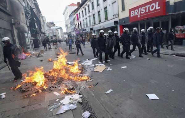 Ταραχές στις Βρυξέλλες μετά τη λήξη μεγάλης αντιρατσιστικής διαδήλωσης