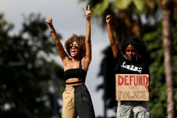 ΗΠΑ : Τι έχουν καταφέρει μέχρι στιγμής οι διαδηλώσεις για τη δολοφονία Φλόιντ