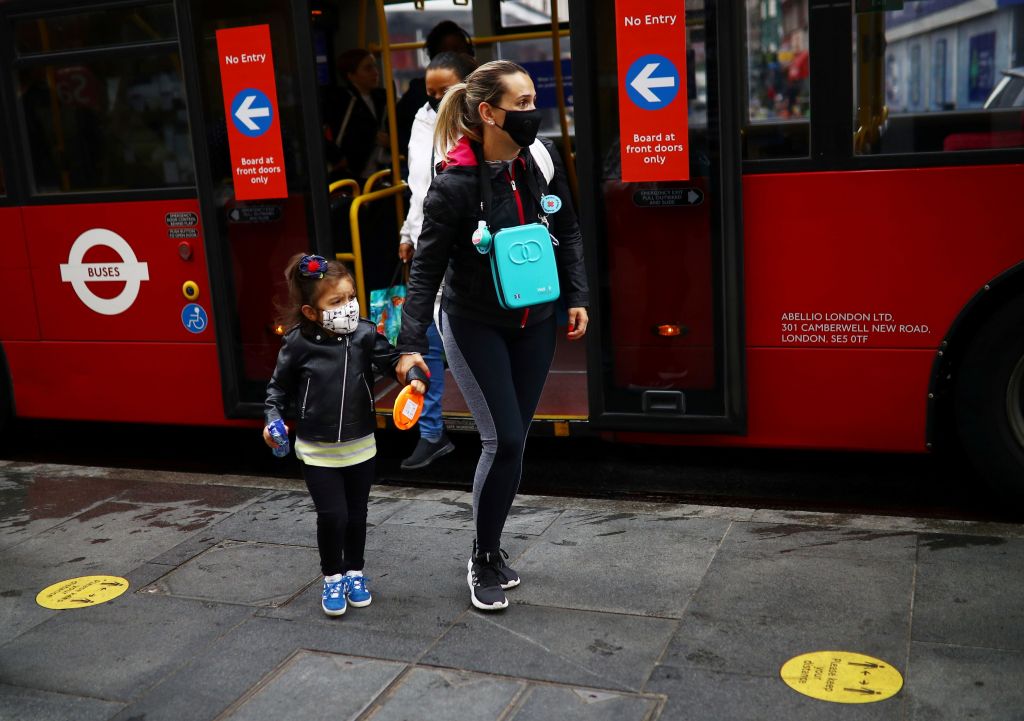 Βρετανία : Έως και 20.000 ζωές ενδέχεται να είχαν σωθεί αν το lockdown είχε επιβληθεί νωρίτερα