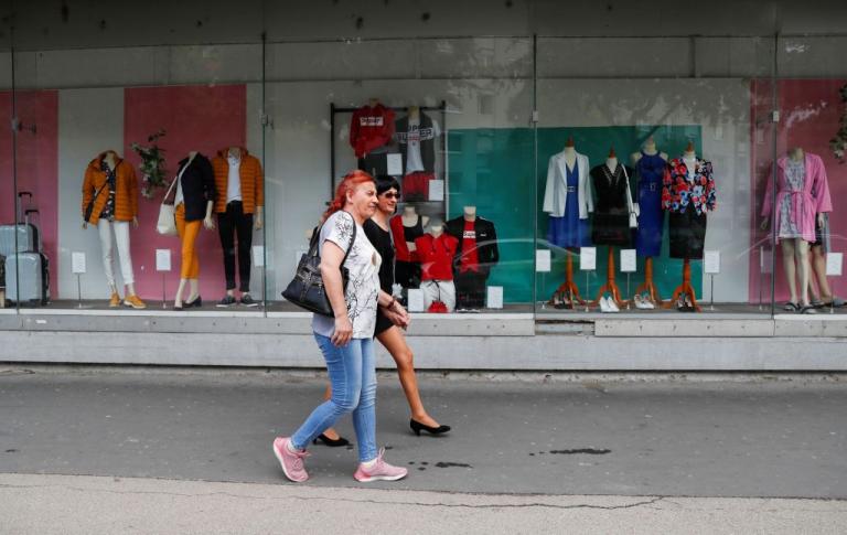 Ουγγαρία : Τρόμο μεταξύ των τρανς ατόμων έχει προκαλέσει ο νέος νόμος Ορμπάν