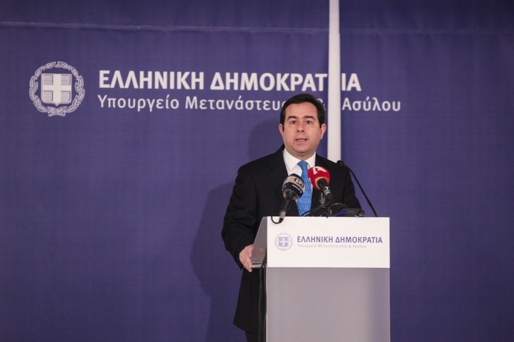 Επίσκεψη Ν. Μηταράκη σε κέντρο ένταξης προσφύγων