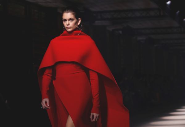 Ο ιστορικός οίκος Givenchy γυρνάει σελίδα