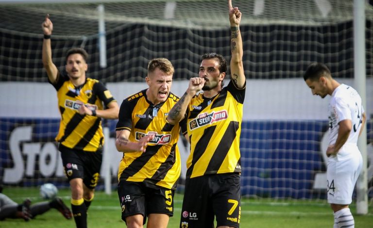 Πέρασε δεύτερη η ΑΕΚ