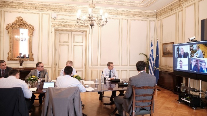 Mitsotakis, ministers, top officials review measures for after 1 July international tourism launch