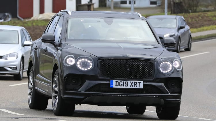 Bentley Bentayga 2021: Μετριοπαθής ανανέωση