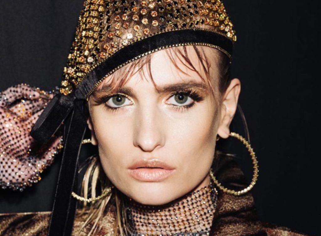 Ψέματα μέσα στη σχέση : Αυτό θα κάνεις αν δε σταματάει να σου «πουλάει» φούμαρα