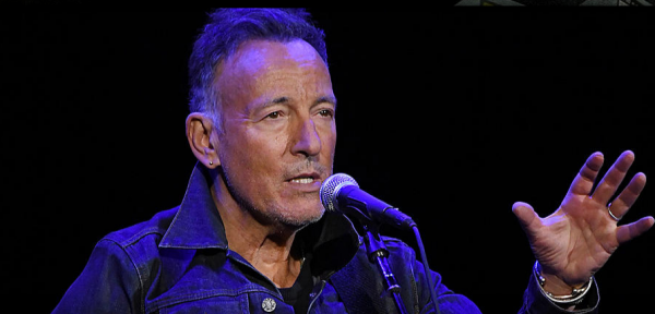 Μπρους Σπρίνγκστιν : Οι ΗΠΑ φλέγονται και έχουν βυθιστεί στο χάος