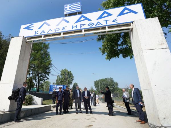 Έβρος : Ηχηρό μήνυμα σε Τουρκία από Δένδια-Μπορέλ – Τα σύνορα της Ελλάδας είναι σύνορα της ΕΕ