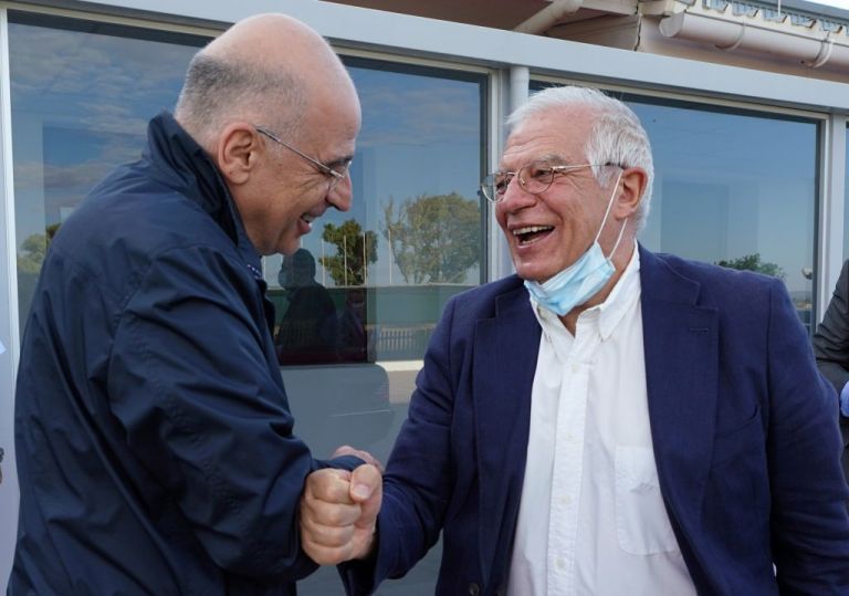 Έβρος : Στο Στρατιωτικό Φυλάκιο 1 Δένδιας και Μπορέλ