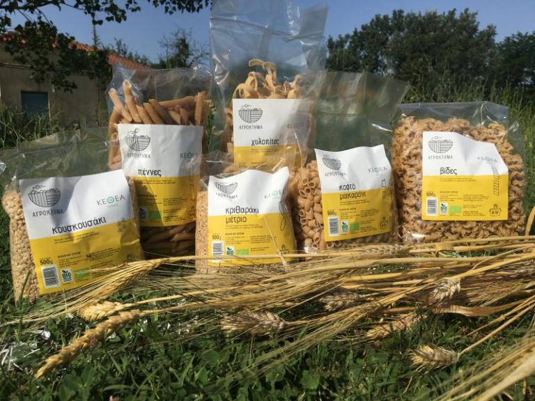 Στα ράφια τα προϊόντα από το αγρόκτημα του ΚΕΘΕΑ ΙΘΑΚΗ