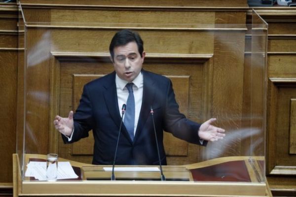 Γενική Διευθύντρια Μετανάστευσης: Εύσημα στην κυβέρνηση για το προσφυγικό