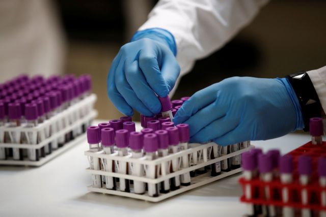 Κοροναϊός – ΗΠΑ: 4 στους 10 πλένουν τρόφιμα με χλωρίνη, εισπνέουν ή καταπίνουν καθαριστικά