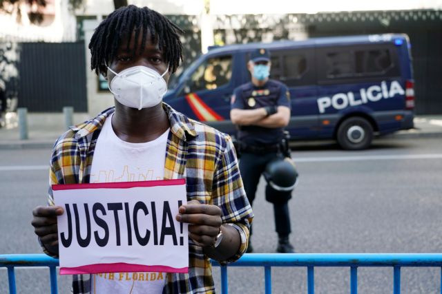 Ισπανία : Αγανάκτηση για το θάνατο ανήλικου σε κέντρο κράτησης