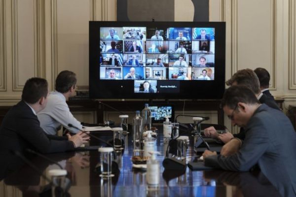 Mπαράζ νομοσχεδίων στο υπουργικό συμβούλιο – Τι έρχεται τον Ιούλιο