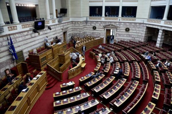 Υπερψηφίστηκε το νομοσχέδιο για την Παιδεία