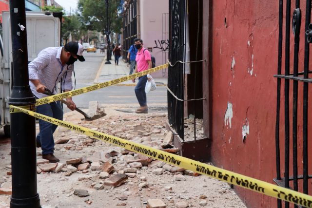 Σεισμός στο Μεξικό: Τουλάχιστον δύο νεκροί - Ήρθη η προειδοποίηση για τσουνάμι