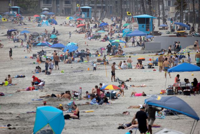 Κλειστές οι παραλίες στο Λος Άντζελες το Σαββατοκύριακο λόγω κοροναΪού