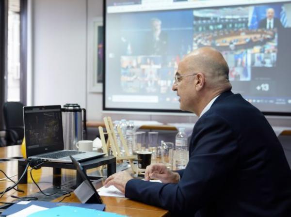 Το άνοιγμα του τουρισμού και το Προσφυγικό στις συνομιλίες Δένδια με ΥΠΕΞ Ιταλίας και Μάλτας