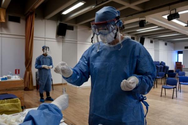 Κοροναϊός: Ανησυχία από τις τοπικές αναζωπυρώσεις – Ένας Σουηδός θετικός στα Χανιά