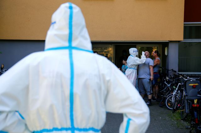 SOS από κορυφαίο λοιμωξιολόγο για δεύτερο κύμα κοροναϊού