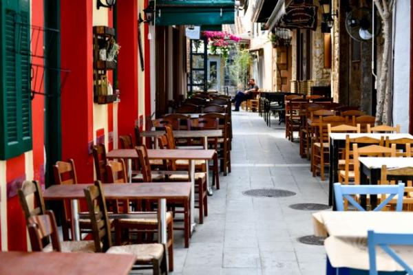 Νέα πρόστιμα έως 50.000 ευρώ για επιχειρήσεις που παραβιάζουν τους κανόνες – Λουκέτο έως τρεις μήνες