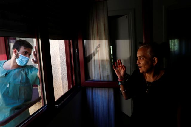 Κοροναϊός – Ισπανία : Στις 28.000 αυξήθηκαν οι νεκροί με τις νέες μεθόδους καταμέτρησης