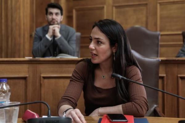 Μιχαηλίδου : Αυξάνονται κατά 18% τα voucher για τους βρεφονηπιακούς σταθμούς