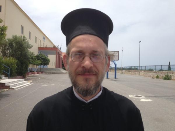 Ο 40χρονος ιερέας που αποφάσισε να δώσει Πανελλαδικές – Σε ποια σχολή θέλει να περάσει