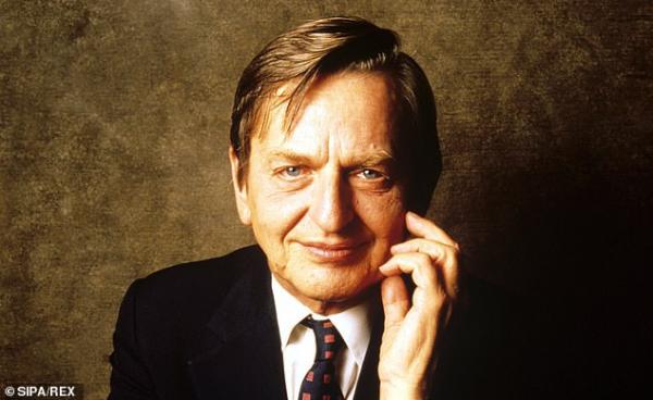 Swedish prosecutor pins Olof Palme assassination on man who suicided in 2000