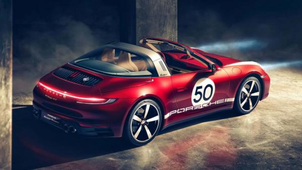 Porsche 911 Targa 4S Heritage Edition: Διαχρονική γοητεία