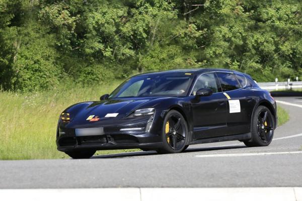 Porsche Taycan Cross Turismo 2021: Ηλεκτροκίνηση στην… πράξη