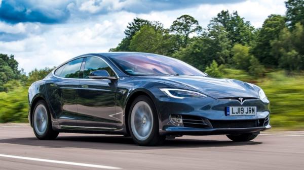 Ρεκόρ αυτονομίας για το Tesla Model S