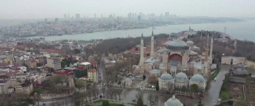 Το MEGA στην Πόλη: Γιατί ο Ερντογάν θέλει να μετατρέψει την Αγιά Σοφιά σε τζαμί
