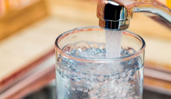 Έρευνα – σοκ: Εκατομμύρια Αμερικανοί αδυνατούν να πληρώσουν το νερό