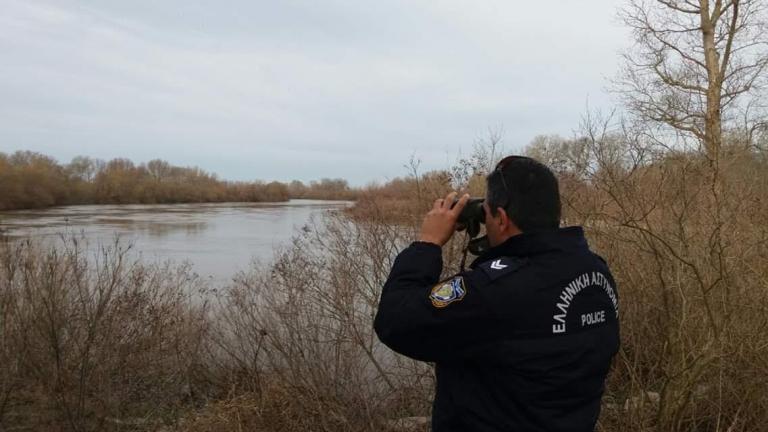 Τι κάνουν στα σύνορα οι «άγνωστοι» φρουροί του Έβρου [εικόνες]