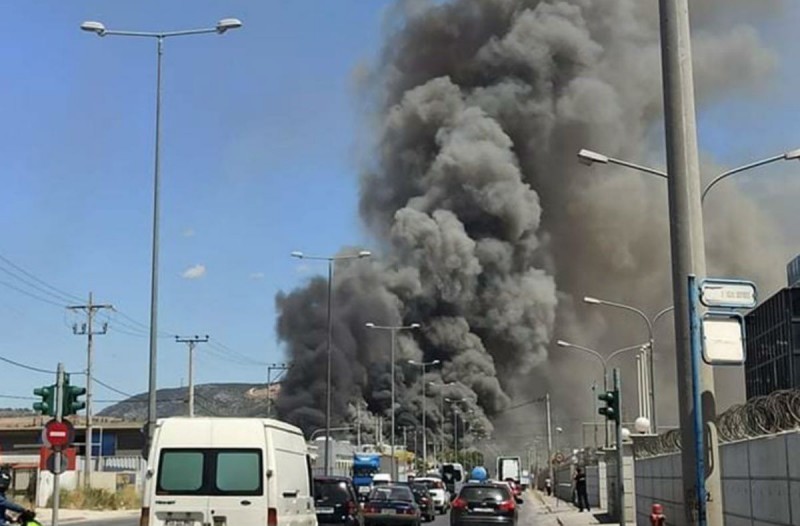 Πυρκαγιά σε εργοστάσιο στον Ασπρόπυργο